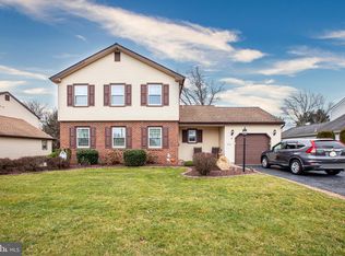 4 Joni Ave, Hamilton, NJ 08690