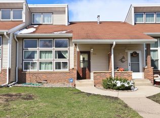 914 9th St, Farmington, MN 55024