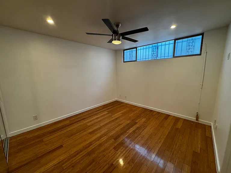 410 S Commonwealth Ave #4 — Photo 21