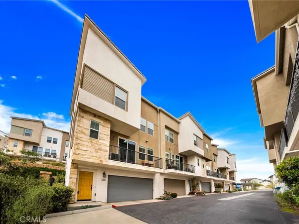 350 Fitzpatrick Rd #109, San Marcos, CA 92069