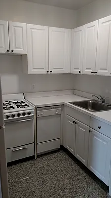 Rented by Triplemint | media 31