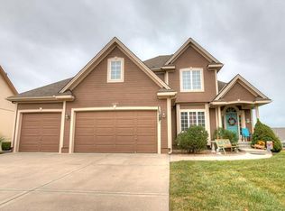 8127 NE 97th St, Kansas City, MO 64157