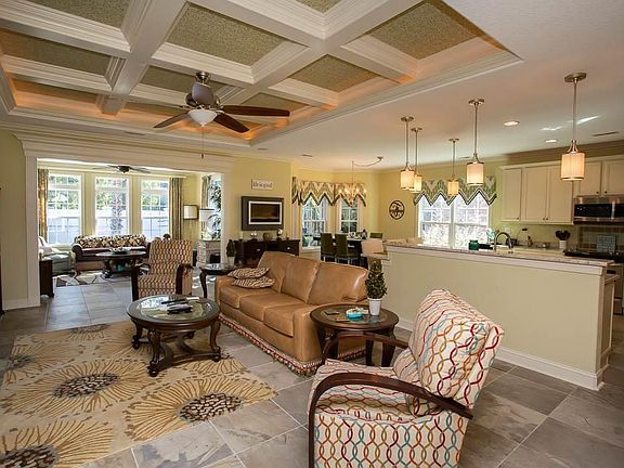 4th image of 926 Monterrosa Dr. #32 Cipriana Park