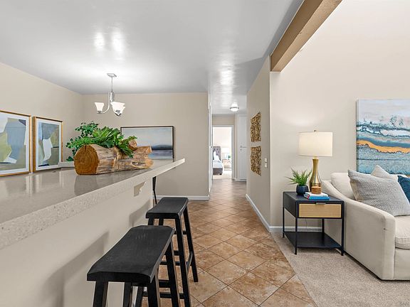 4th image of 3583 Ruffin Rd Unit 210