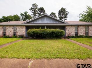 304 Blake Dr, Longview, TX 75604