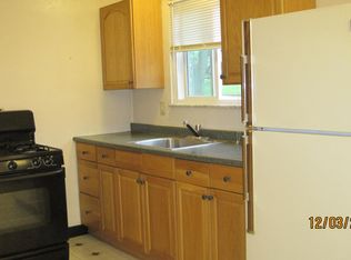 414 Brierly Ln, West Mifflin, PA