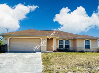 4219 30th St SW, Lehigh Acres, FL 33976