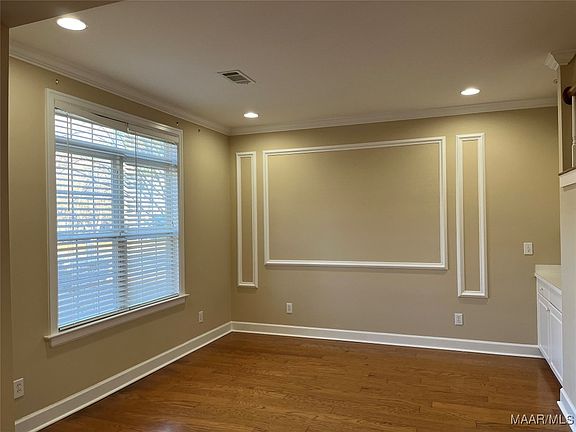 5th image of 8660 Asheworth Dr