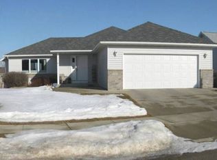 2883 Bandel Dr NW, Rochester, MN 55901