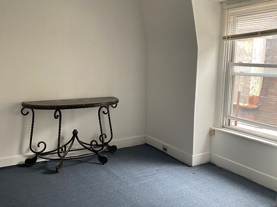 1st image of 4825 Cedar Ave Floor 3