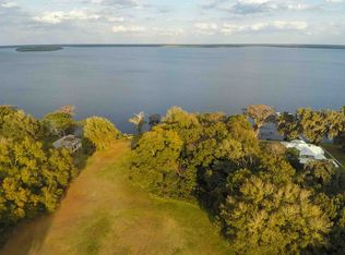 S Prospect St, Crescent City, FL 32112