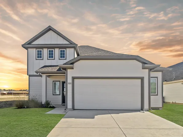 9221 Union Pacific Dr, Crowley, TX 76036