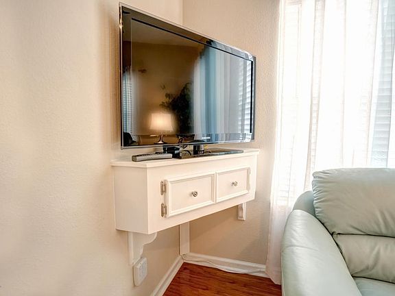 4th image of 575 Oakleaf Plantation Pkwy Unit 601