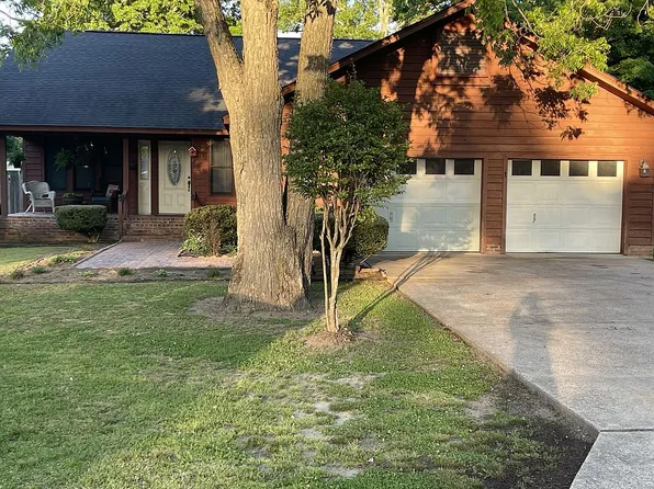 306 Forrest Dr, Newport, AR 72112