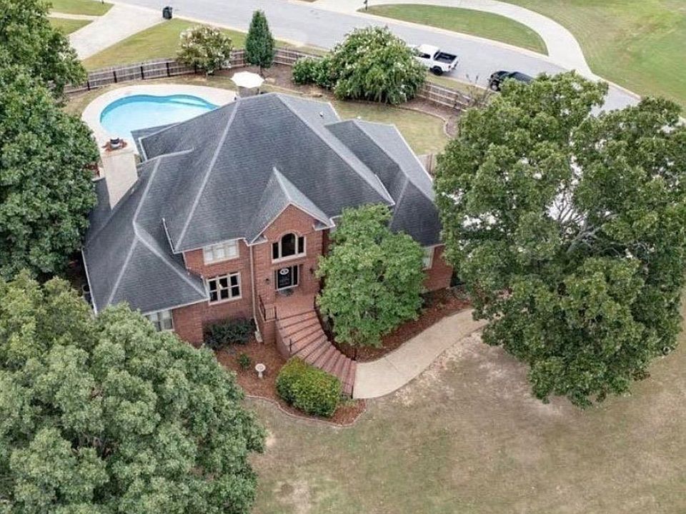 1st image of 4136 Kesteven Dr