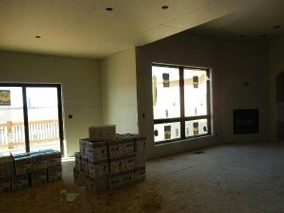 4th image of 3832 N 269th Ave