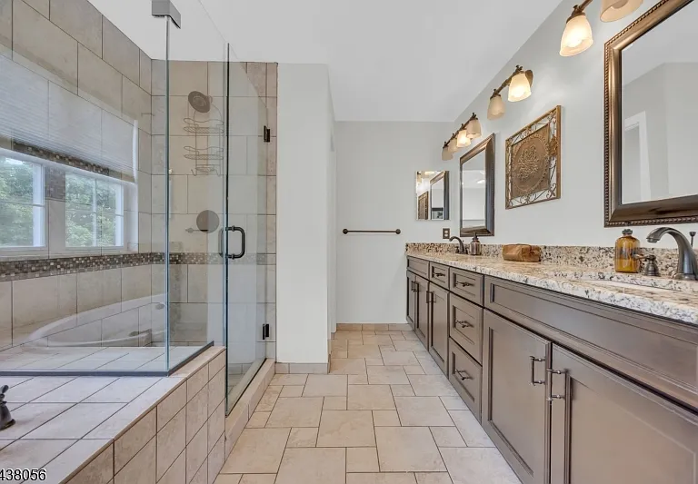 9 Hannah Ct — Photo 25