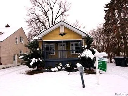74 E Fairmount Ave photo 1