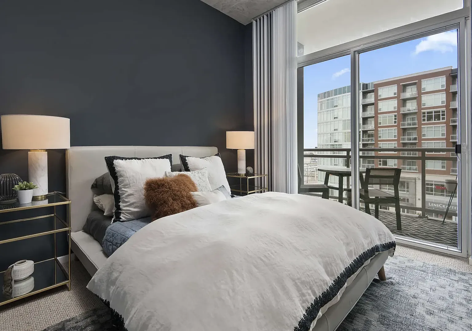 2 bed, $2,834 — Photo 3