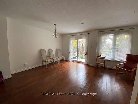 5th image of 79 Chalfield Ln
