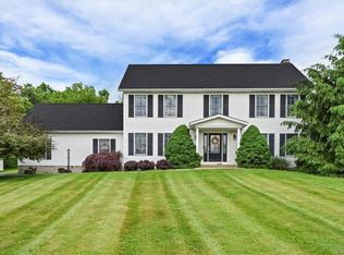 13 Overlook Dr, Washingtonville, NY 10992