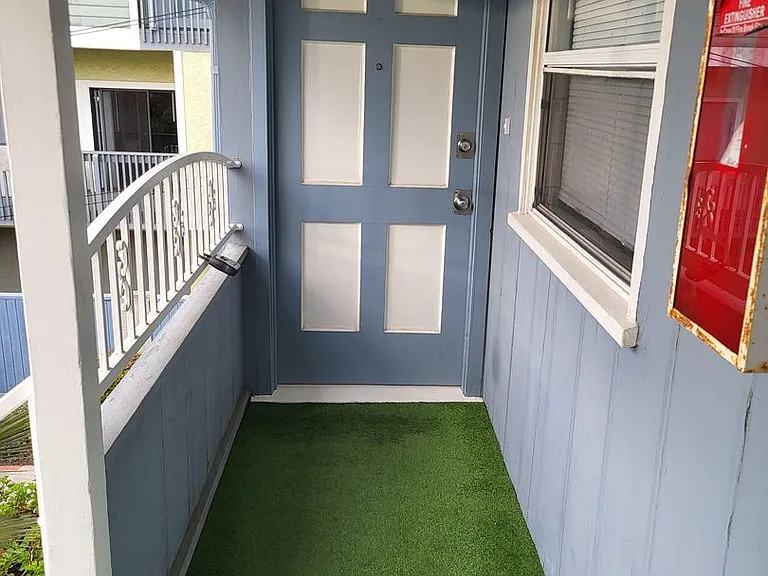 2100 Cabrillo Ave — Photo 3