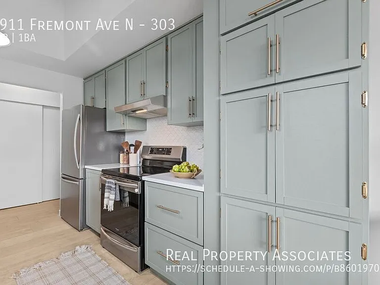 4911 Fremont Ave N #303 — Photo 9