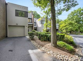 147 Pond Dr, Township Of Washington, NJ 07676