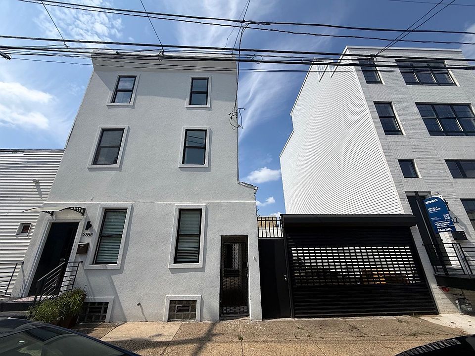 1st image of 2556 E Somerset St