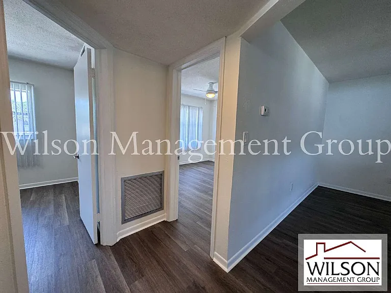 807 Vassar St #D — Photo 10