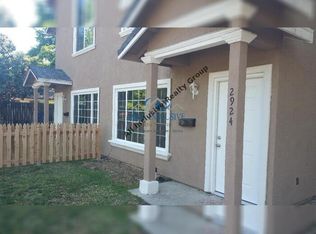 2924 31st St, Sacramento, CA 95817
