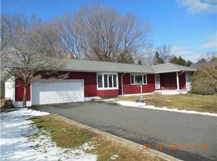 25 Penn Lyle Rd, Princeton Junction, NJ 08550