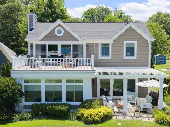 70944 Baldwin Landing Dr, Union, MI 49130