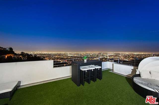 1504 Viewsite Ter, Los Angeles, CA 90069 | Zillow