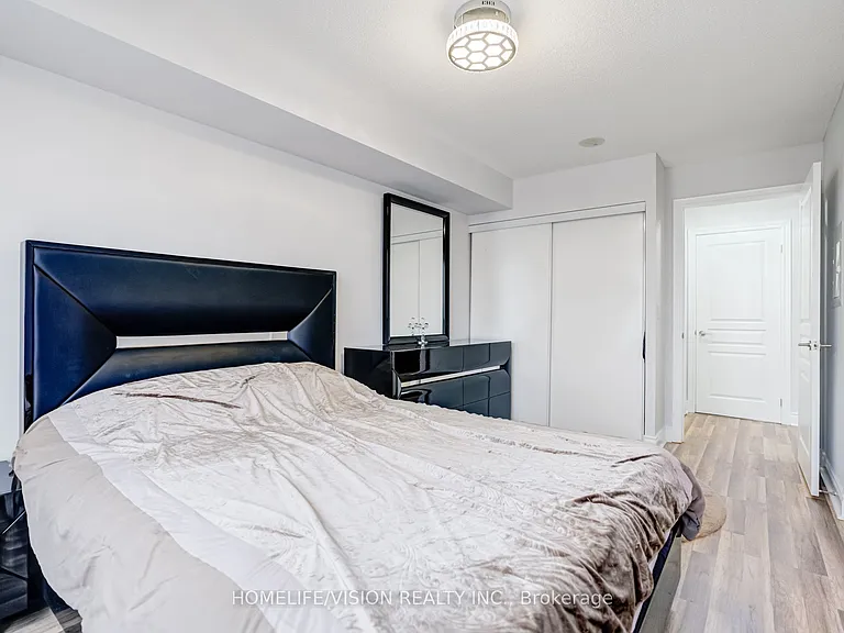 7 N Park Rd #1802 — Photo 23