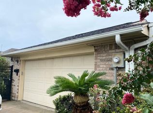 4604 Briarwood Ln, Port Arthur, TX 77642