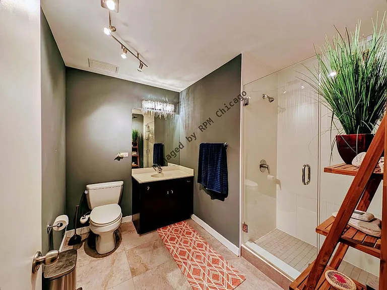 235 W Van Buren St #2907 — Photo 4