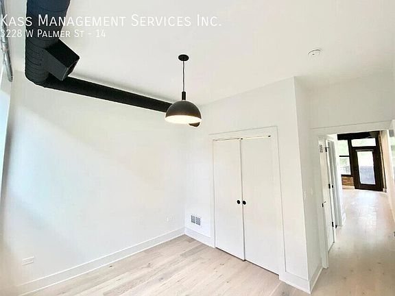 5th image of 3228 W Palmer St #14
