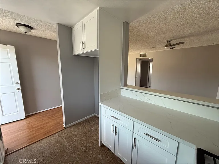 822 E Lomita Ave #5 — Photo 7