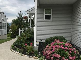 2010 John Jay Ct, New Windsor, NY 12553