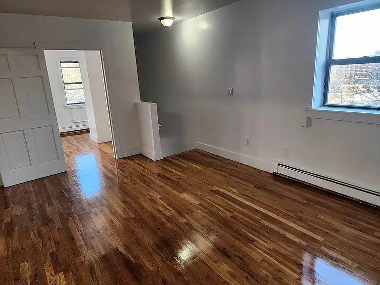 102 Lewis Ave #2 — Photo 4