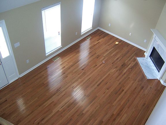 Living room with High Ceiling