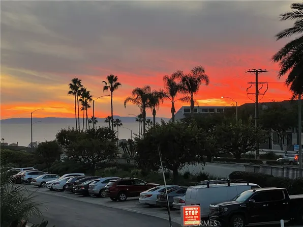 240 Nice Ln APT 114, Newport Beach, CA 92663