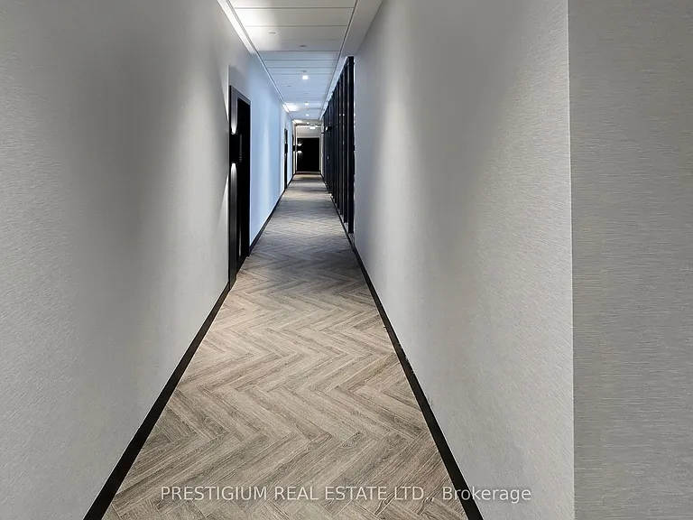 500 Dupont St #208 — Photo 27