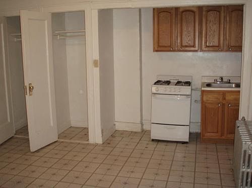 1st image of 3078 30th St