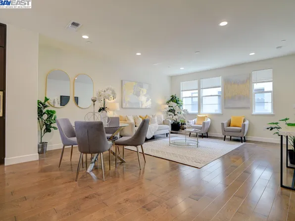 37524 Silverstreak Ter, Fremont, CA 94536