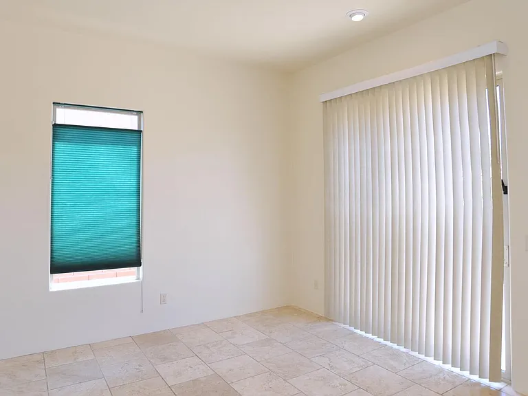 12866 N High Hawk Dr — Photo 32