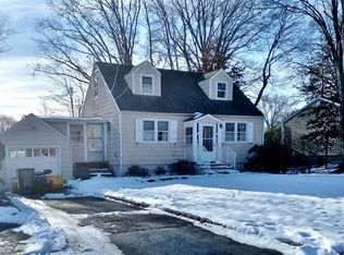 12 Handzel Rd, Whippany, NJ 07981