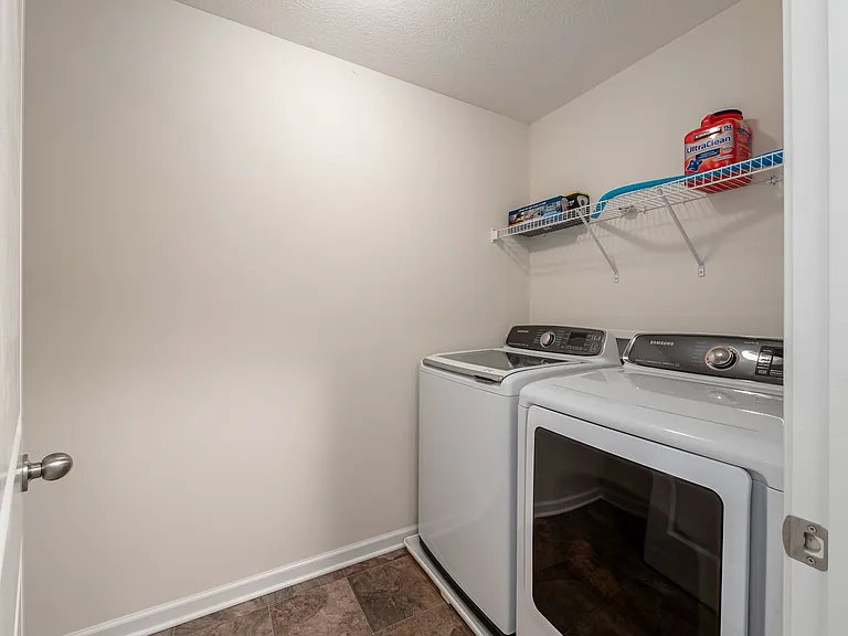 2215 Preakness Pl — Photo 43
