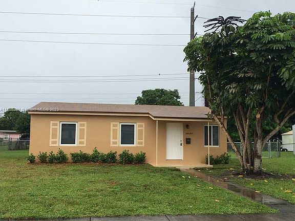 2nd image of 16040 NW 18th Pl